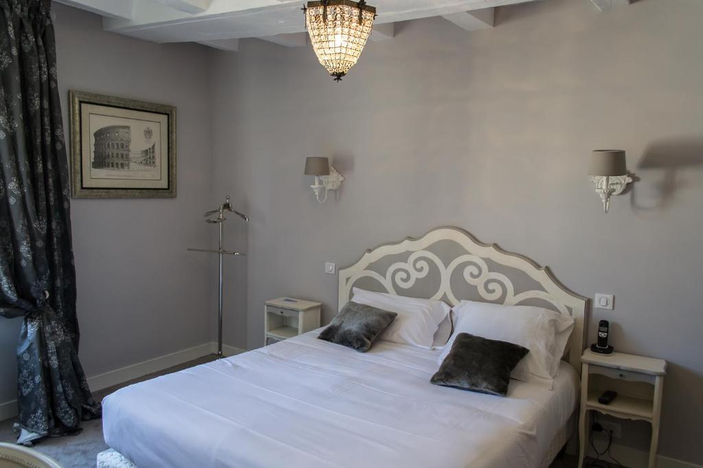 Hôtel le Cheval Blanc Blere Buitenkant foto